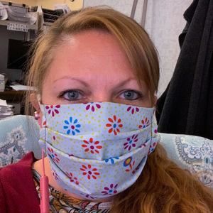 Meet your Posher, Lynella